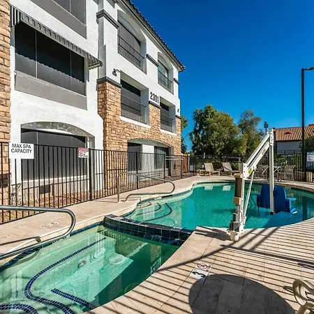 Metro Tempe Apartments Studio W Two King Beds Exterior photo
